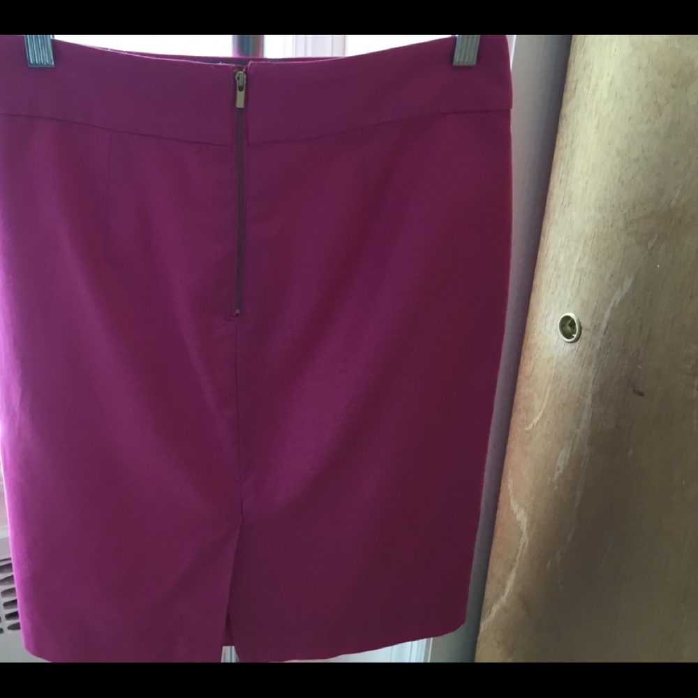 Banana Republic lined twill pencil skirt